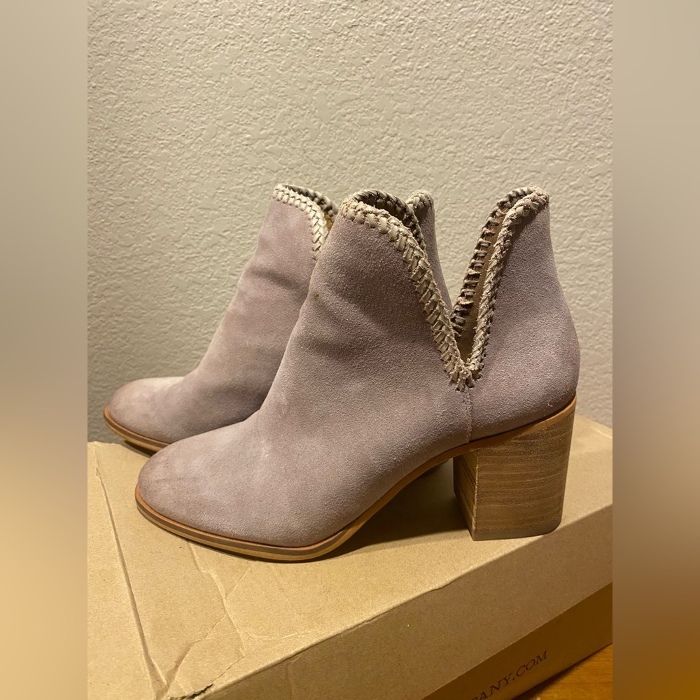 Women's Suede Ankle Boots - Taupe